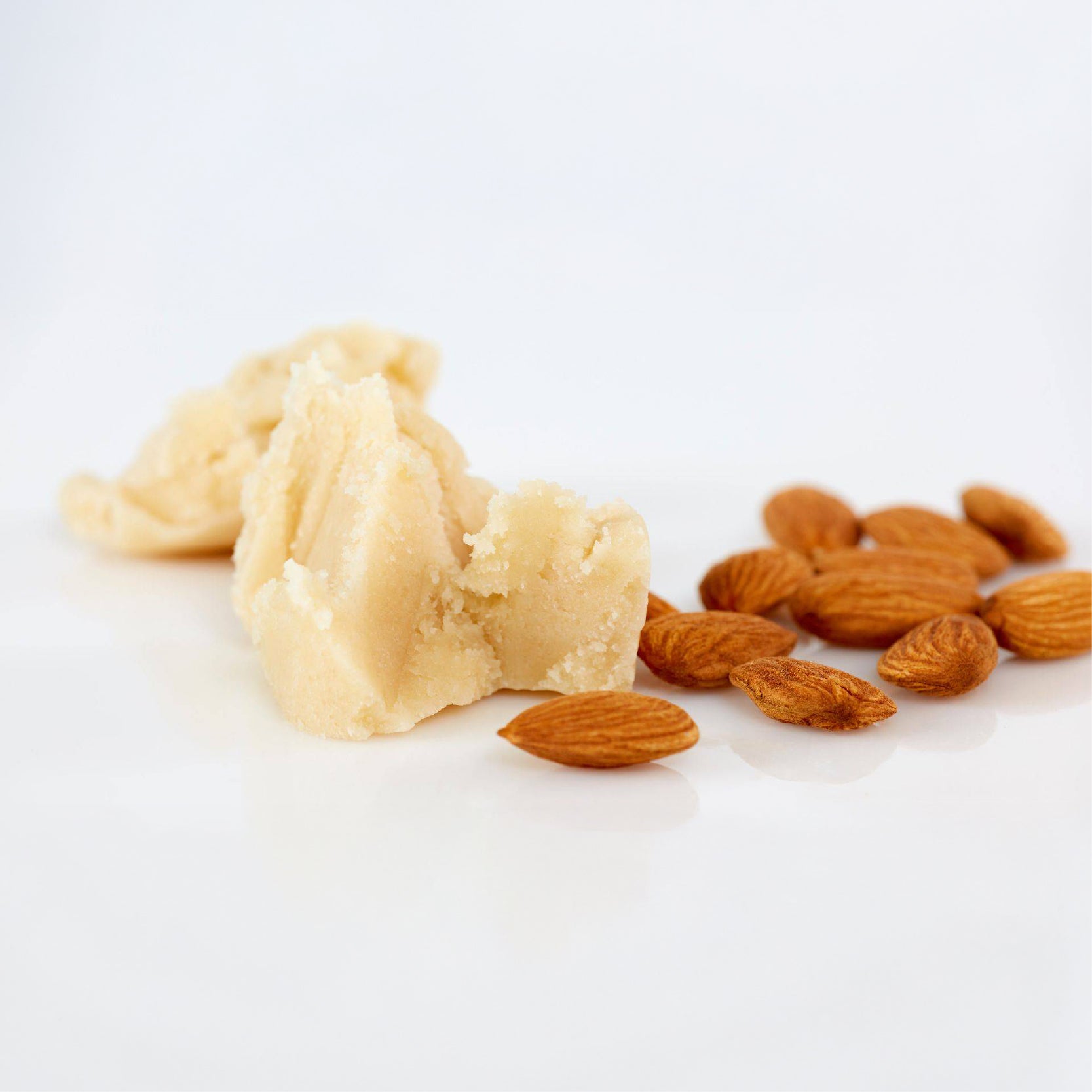 Pasta de almendra – Chocolatisimo Online