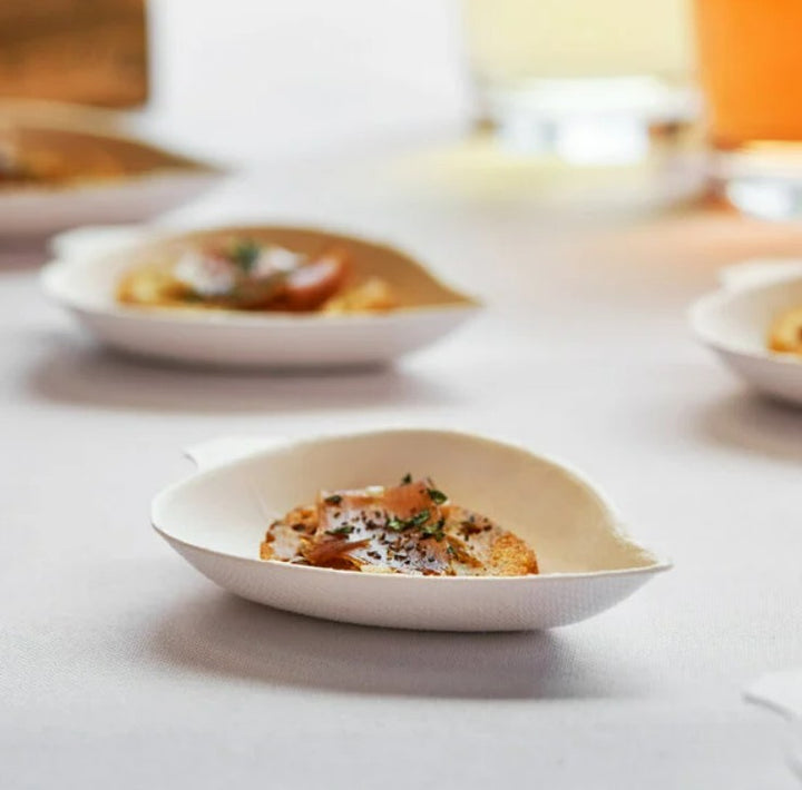 Plato compostable para aperitivos