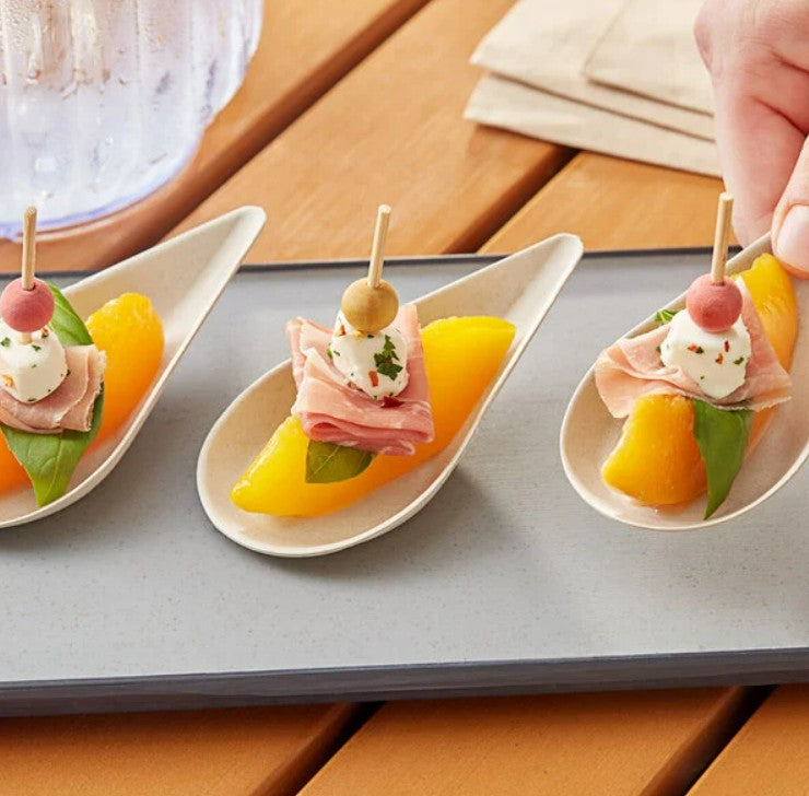 Plato compostable para aperitivos